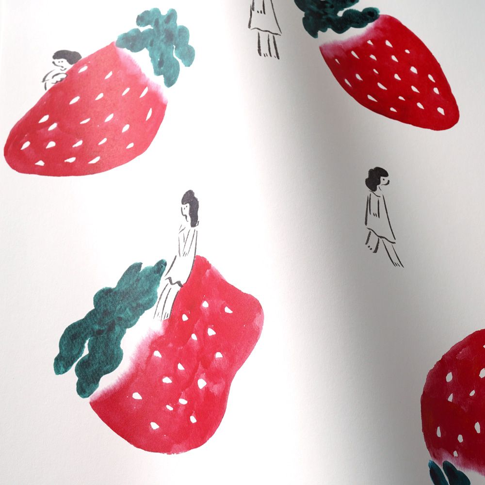 Strawberry fields forever 2.5 m long WALLPAPER