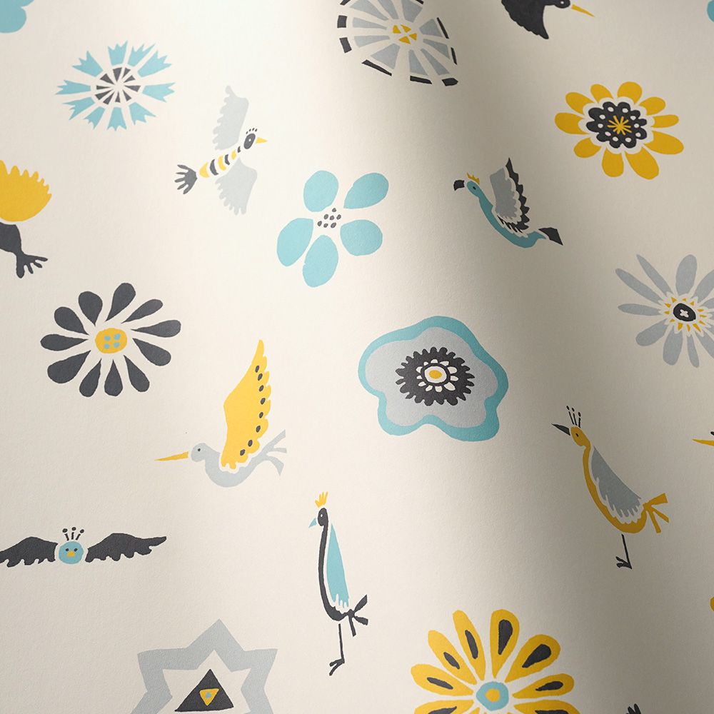 The Flowers and the Birds White 2.7 m long WALLPAPER