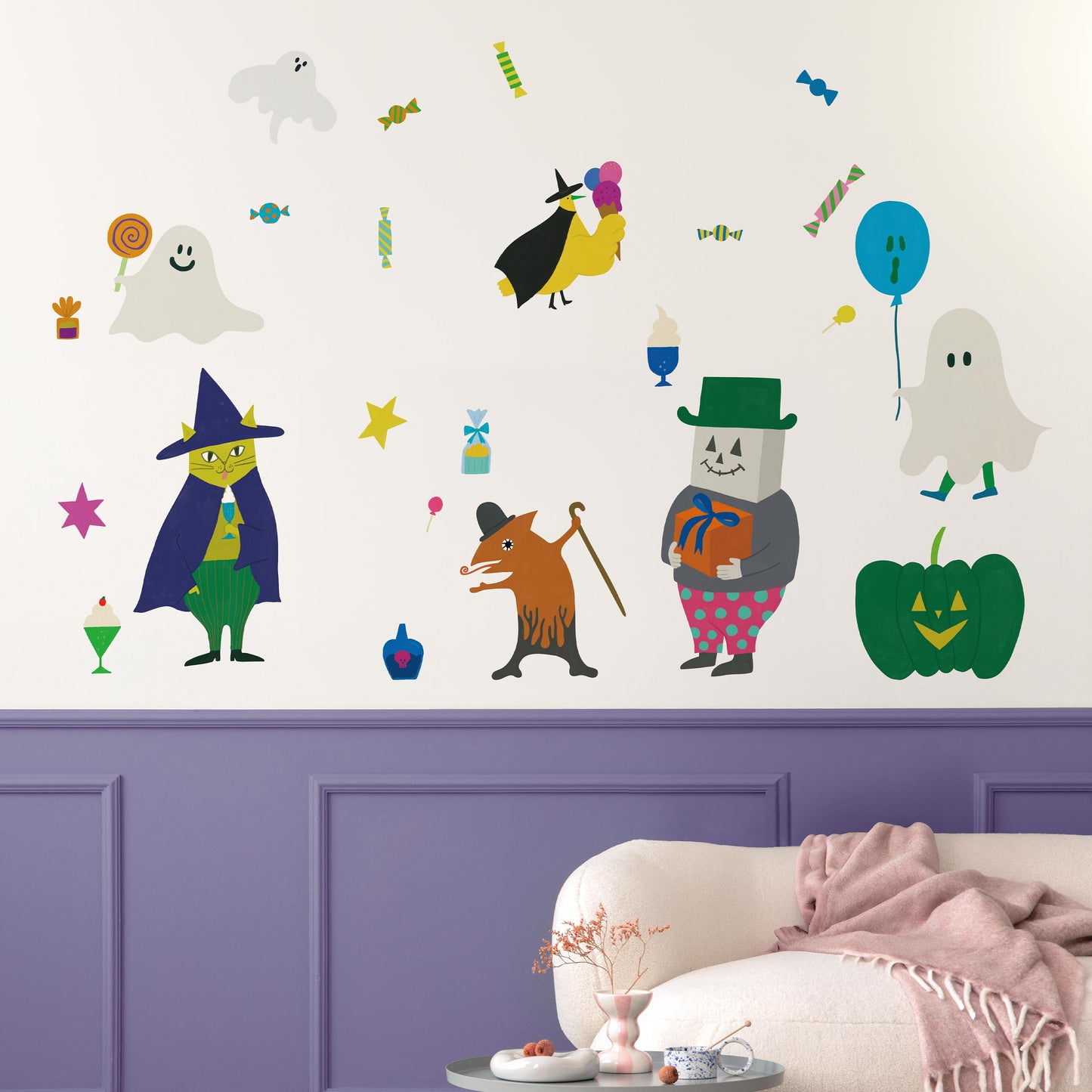 What is the Room Next Door Like? Halloween room A: Kabeleon and the Ghosts WALL DECAL